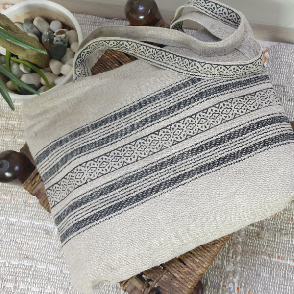 natural and artistic